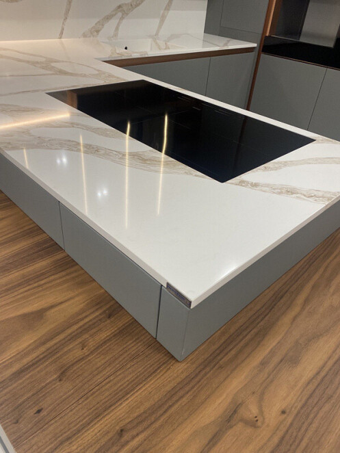 Vicostone Exotic Vivalioro BQ-8918 Jumbo