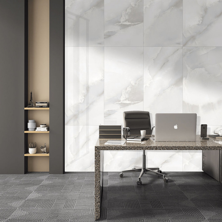Mercato Onyx