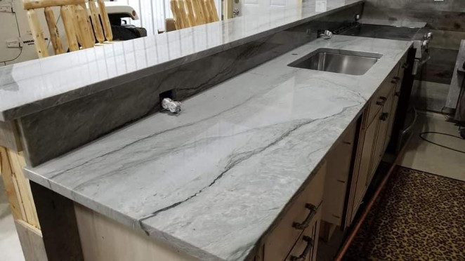 Venezia Stone Кварцит Platinum 20Mm