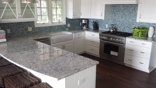Venezia Stone Гранит Colonial White Полоса 30Mm