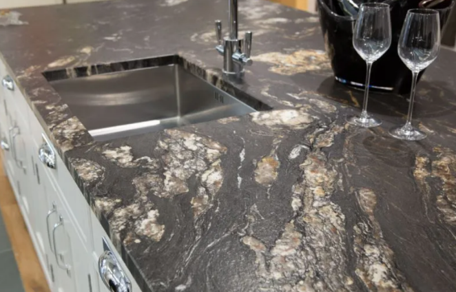 Venezia Stone EXTRA Гранит Black Cosmic Слэбы 319x195