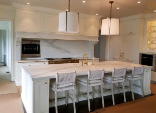 Venezia Stone Мрамор Calacatta Lincoln Honed 20Mm