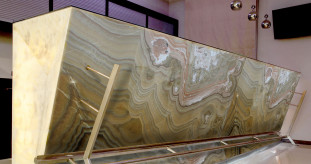 Venezia Stone EXTRA Onice Miele Extra 20Mm