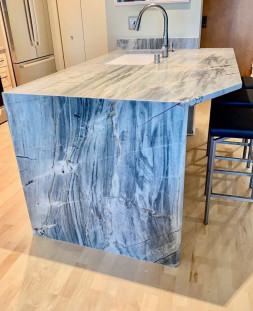 Venezia Stone Кварцит Ijen Blue 20Mm