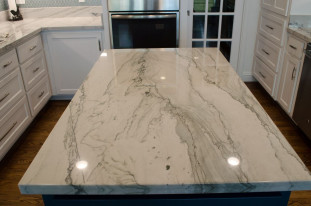 Venezia Stone Кварцит Opus White 20Mm