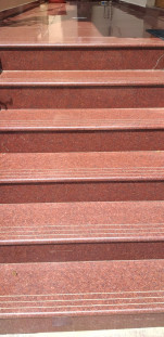 Venezia Stone Гранит Imperial Red Полоса 20Mm