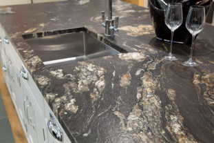 Venezia Stone EXTRA Гранит Black Cosmic Extra 20Mm