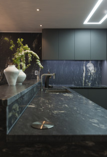 Venezia Stone EXTRA Гранит Black Cosmic Extra 30Mm
