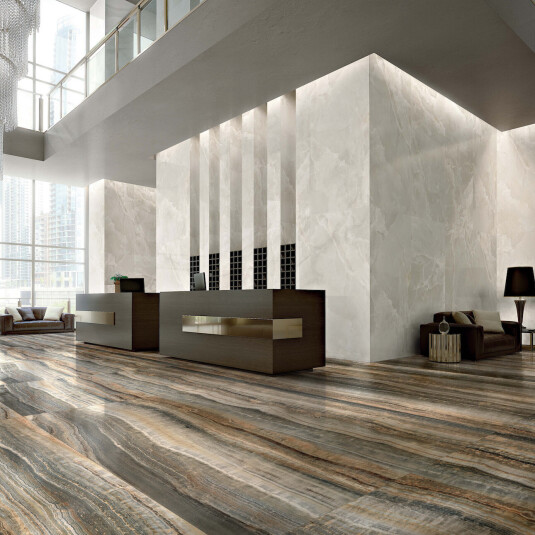 Eccentric luxe