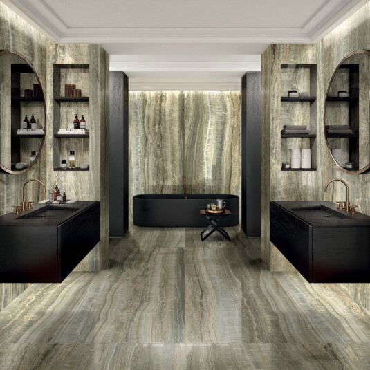 Eccentric luxe