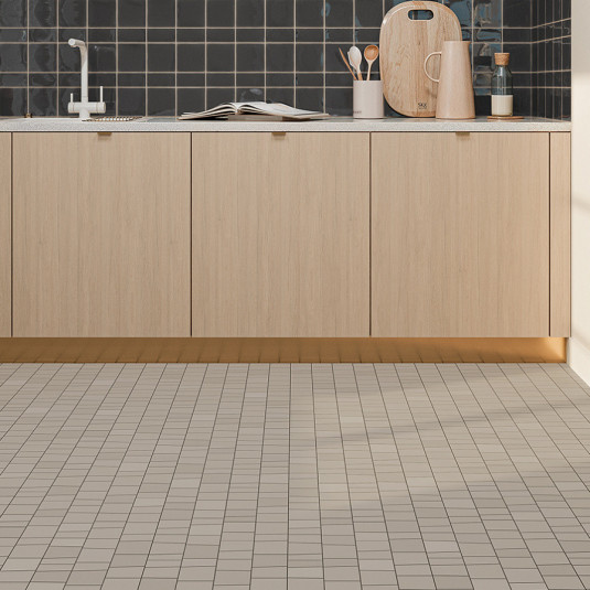 WOW Trencadis Guell Coal 7x28