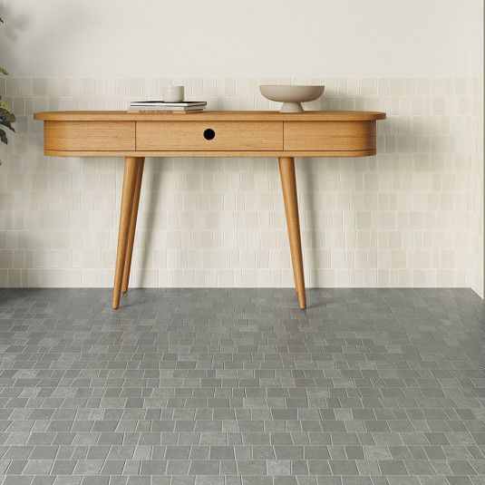 WOW Trencadis Guell Coal 7x28